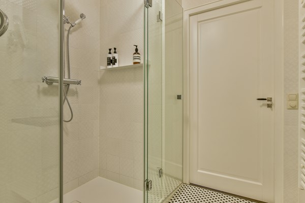 Foto - Onder bod: Fokke Simonszstraat 88H, 1017 TK Amsterdam